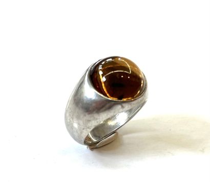 BAGUE en argent 925/°° à décor d'un pierre...