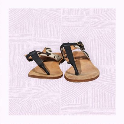 COSMOPARIS
Paire de sandalettes en cuir à...