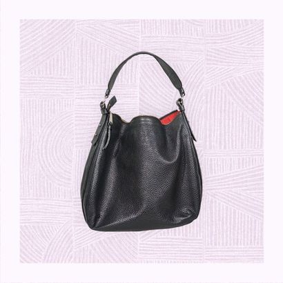 LANCEL
Sac à main porté épaule en cuir noir...