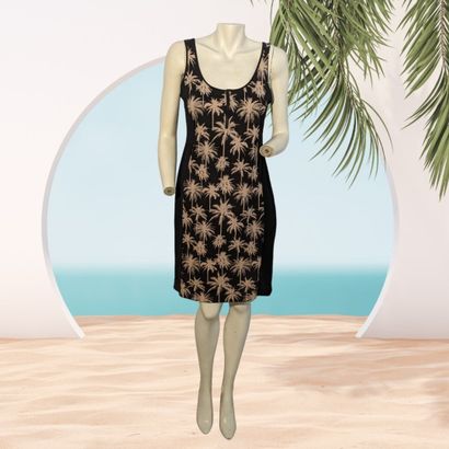 Lot comprenant une robe MALOKA en polyamide...