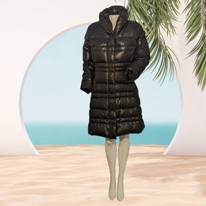 OLSEN
Manteau doudoune longue noire vernie...