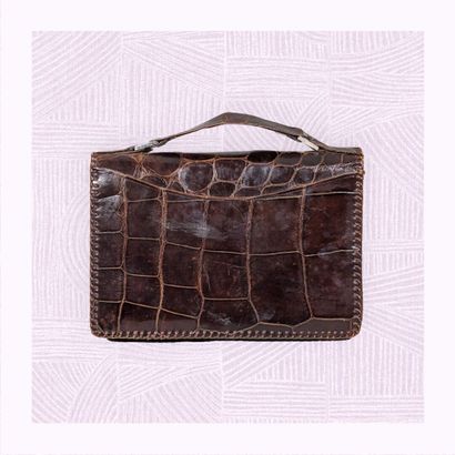 RITSCH
Pochette en cuir façon croco marron...