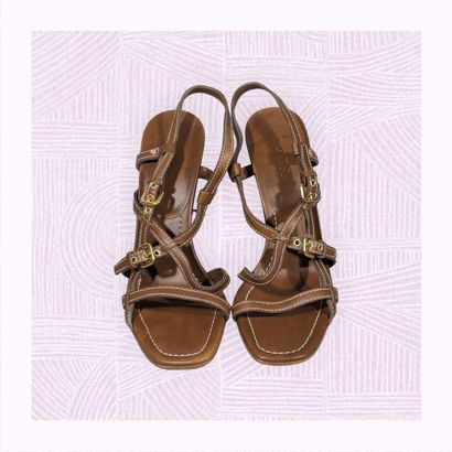 PRADA
Paire de sandales sur talon haut en...