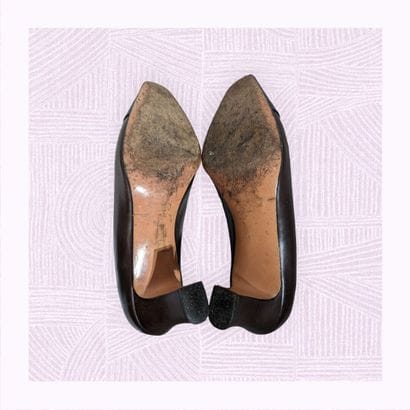 BALLY
Paire d'escarpins en cuir marron et...