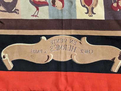 Hermès Paris
Carré en twill de soie marqué...