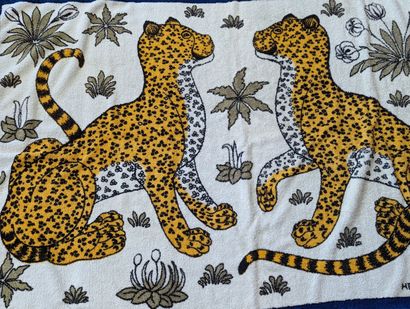 HERMES PARIS
Serviette de bain en coton éponge...