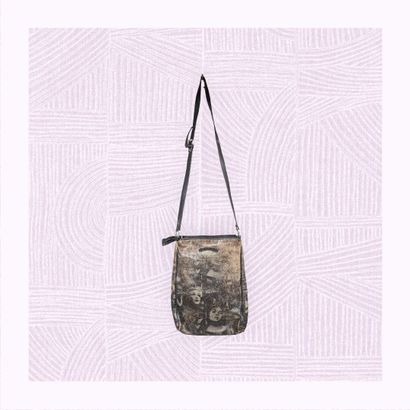 JEAN-PAUL GAULTIER
Grande pochette porté...