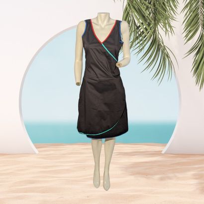 SHUNKFUNK
Robe en viscose noir à décor ourlé...