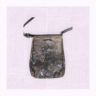 JEAN-PAUL GAULTIER
Grande pochette porté...