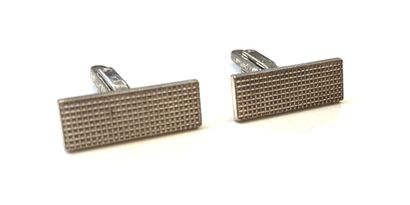 Paire de boutons de manchettes en argent...