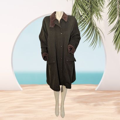 BURBERRYS
Manteau pour homme type chasse...