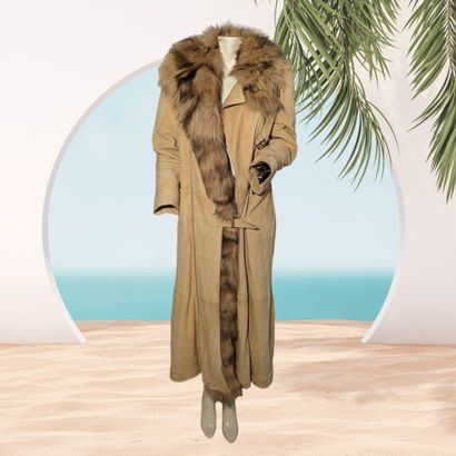 NEYMAN Ostende
Manteau long en cuir retourné...