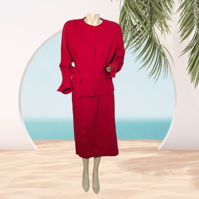 COURREGES PARIS
Tailleur pour femme en laine...