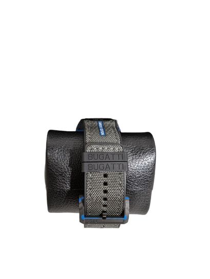 BUGATTI Carbone Limited Edition 2500 exemplaires
Montre...