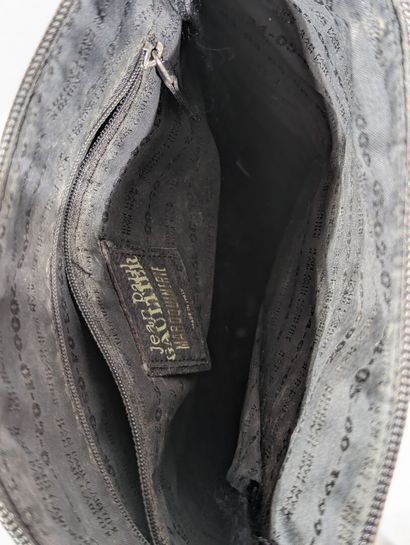 JEAN-PAUL GAULTIER
Grande pochette porté...