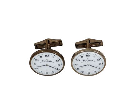 BULOVA
Bouton de manchettes en métal à fond...
