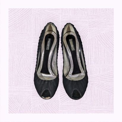 DOLCE AND GABBANA
Paire d'escarpins sur talon...