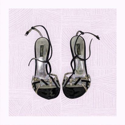 DOLCE AND GABBANA
Paire d'escarpins sur talon...