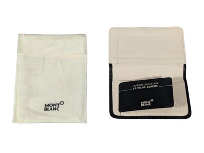 MONTBLANC
Porte-cartes en cuir noir grainé...