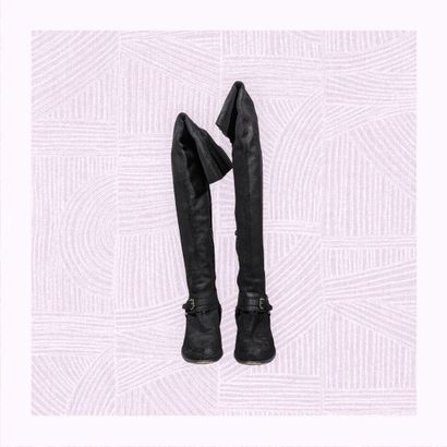 CHRISTIAN DIOR
Paire de bottes cuissardes...
