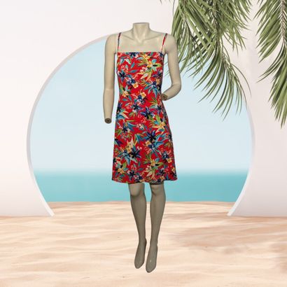 CYELL, CREA et PARADOX
3 robes maillots de...
