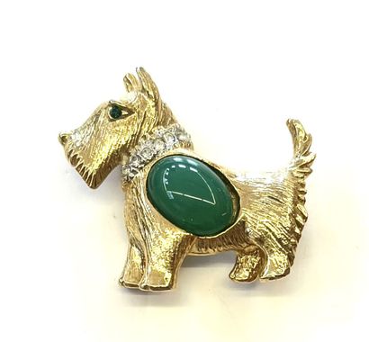 DRAFT
Broche 