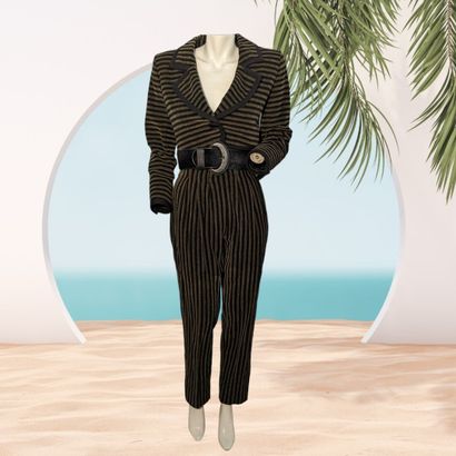YVES SAINT-LAURENT Rive gauche
Tailleur en...