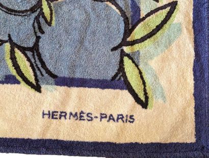 HERMES PARIS
Serviette de bain en coton éponge...