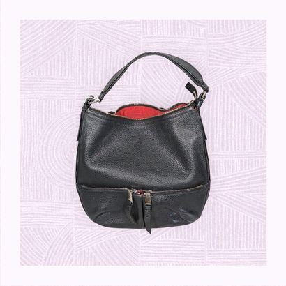 LANCEL
Sac à main porté épaule en cuir noir...