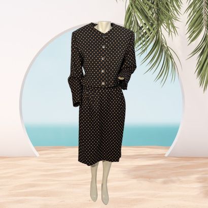 YVES SAINT LAURENT
Tailleur pour femme en...