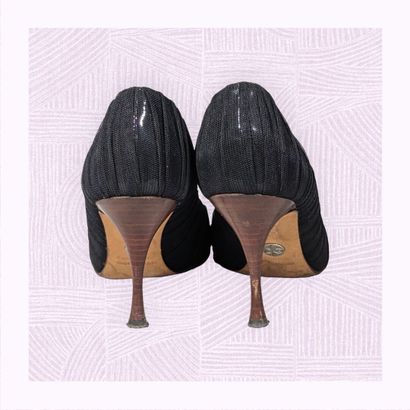 DOLCE AND GABBANA
Paire d'escarpins sur talon...