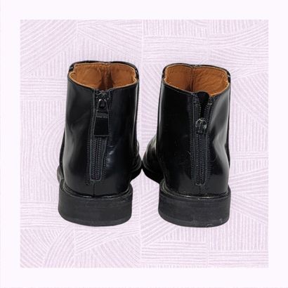 ANTHOLOGY PARIS
Paire de bottines en cuir...