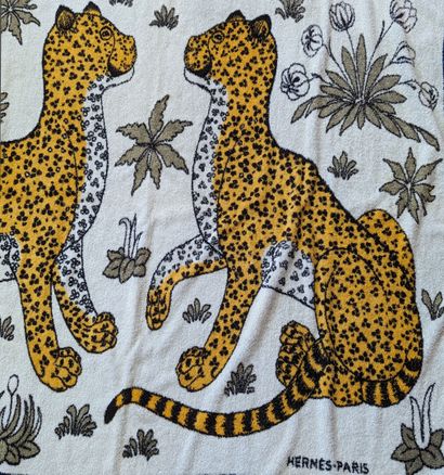 HERMES PARIS
Serviette de bain en coton éponge...