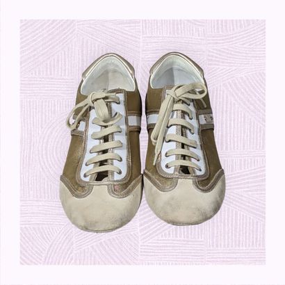 CHRISTIAN DIOR
Paire de sneakers en cuir...