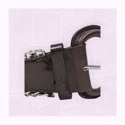 MARC CAIN
Ceinture en lanières de cuir tressées...