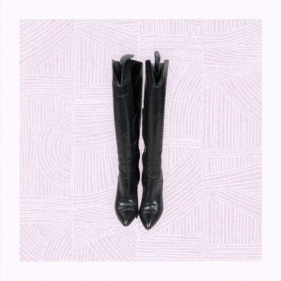 VERO CUOIO
Paire de bottes en cuir noir sur...