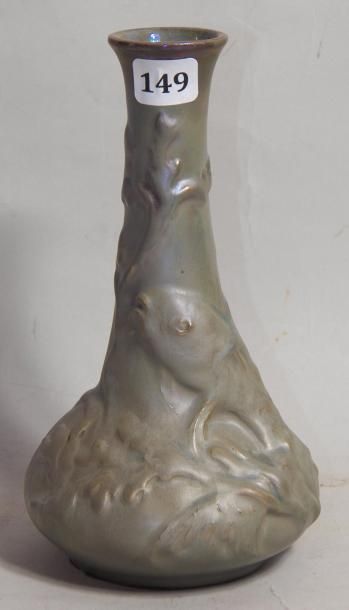 RAMBERVILLERS
Vase algues et poisson Forme...