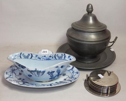 Saucière en CREIL ET MONTEREAU modèle Japon...