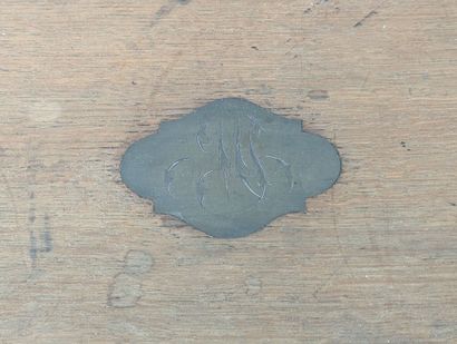 Coffret de ménagère en chêne, les renforts...