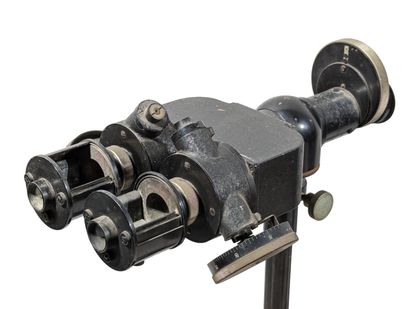 CARL ZEISS - JENA
Polarimètre optique modèle...