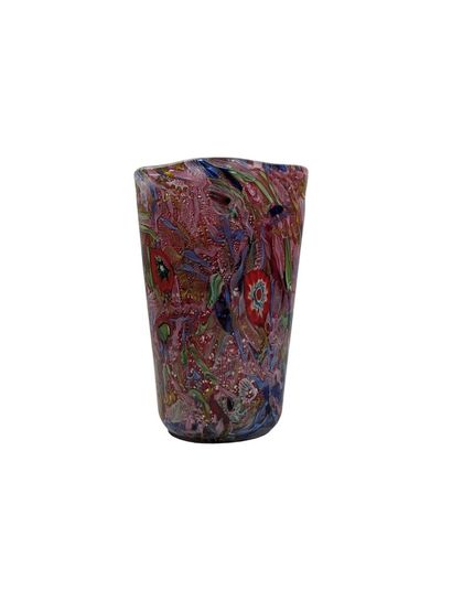 MURANO 
Vase en verre à inscription polychrome...