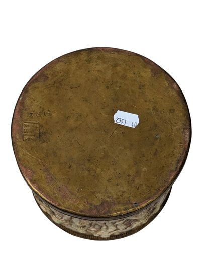DINI et CELLAI 
Cache-pot en terre cuite...