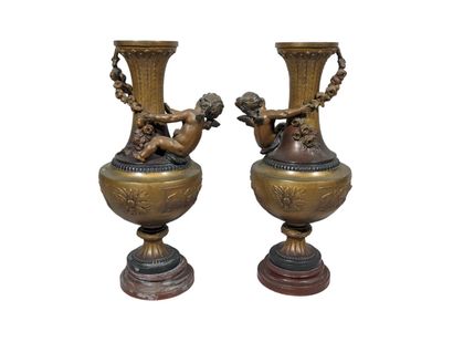 Auguste MOREAU (D'après)
Paire de vases en...