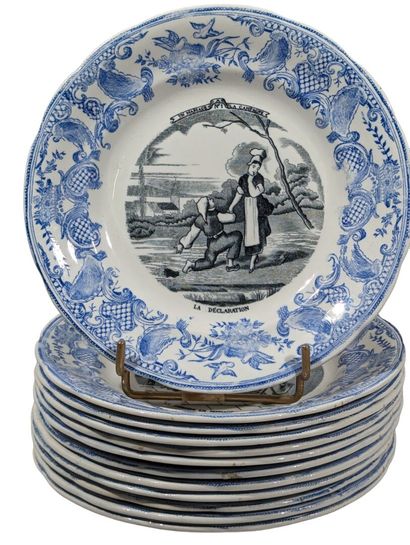 GIEN
Suite de 12 assiettes en faïence en...