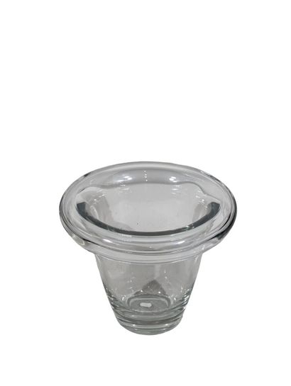 DAUM NANCY FRANCE
Important vase en cristal...