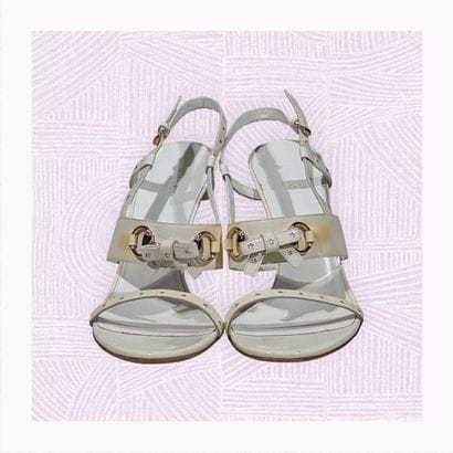 GUCCI
Paire de sandales sur talon aiguille...