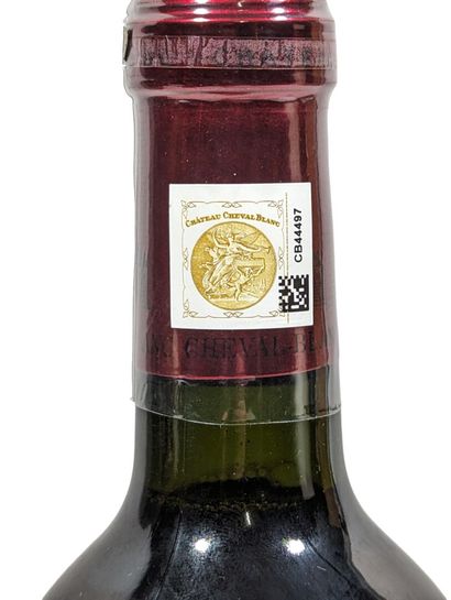 1 bouteille de CHATEAU CHEVAL BLANC 2003
En...