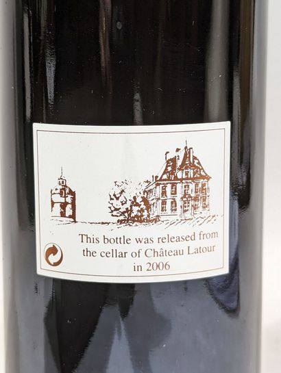 1 bouteille de GRAND VIN DE CHATEAU LATOUR...