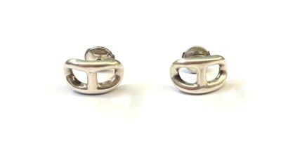 HERMES 
Paire de boucles d'oreille modèle...