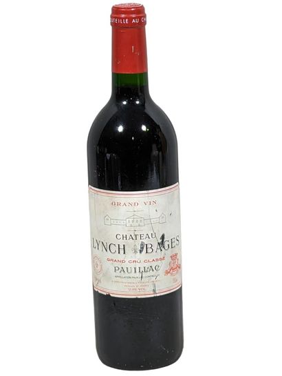 1 bouteille de CHATEAU LYNCH-BAGES 1996
(taches...